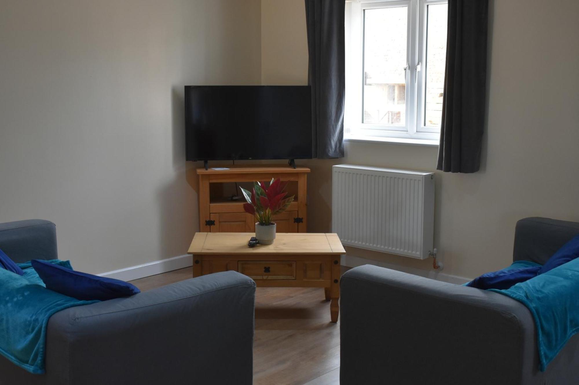 4 Woodyard Cottages, 2 Bedroom With Free Parking. Апартаменты