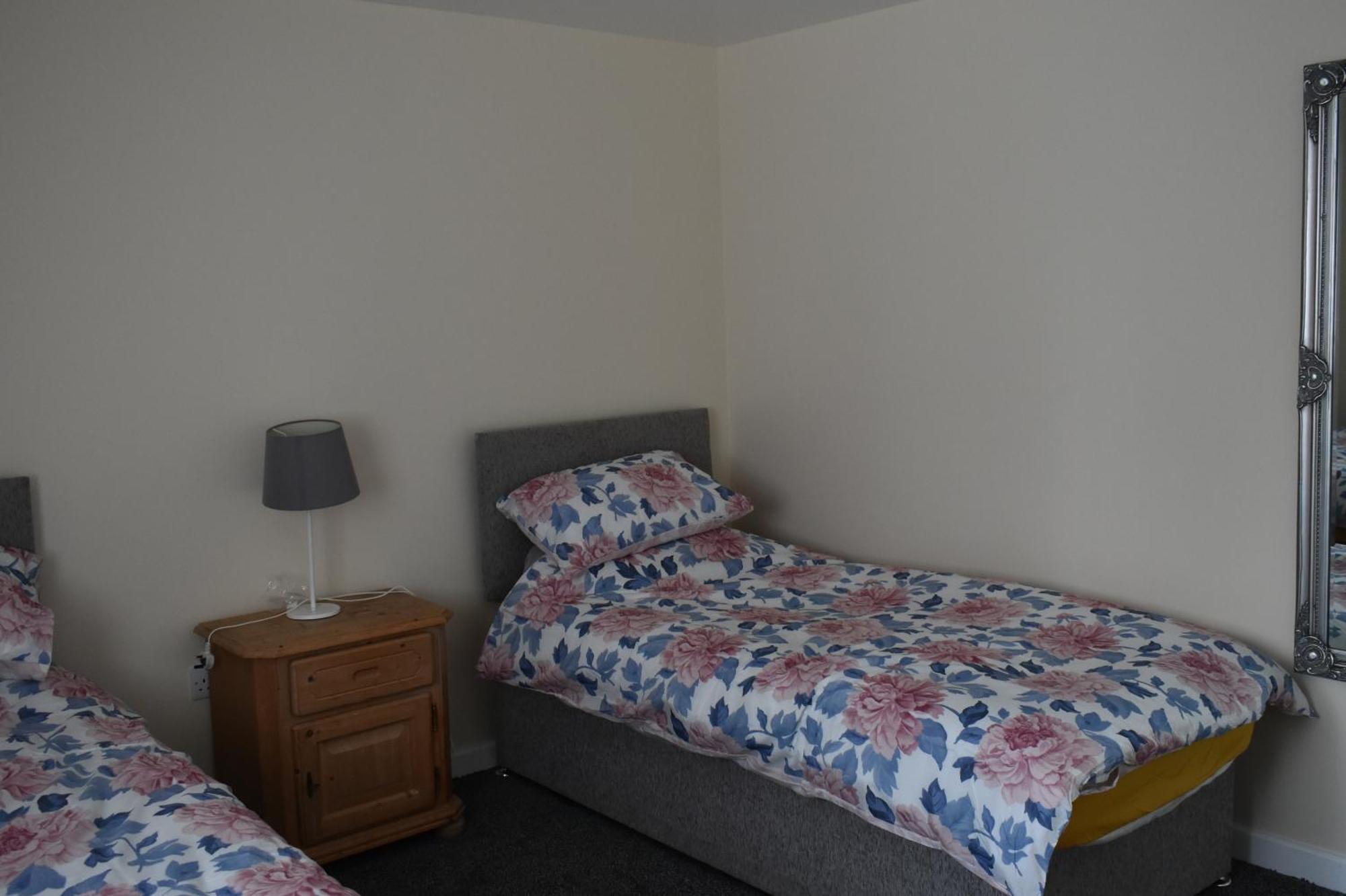 4 Woodyard Cottages, 2 Bedroom With Free Parking. Апартаменты