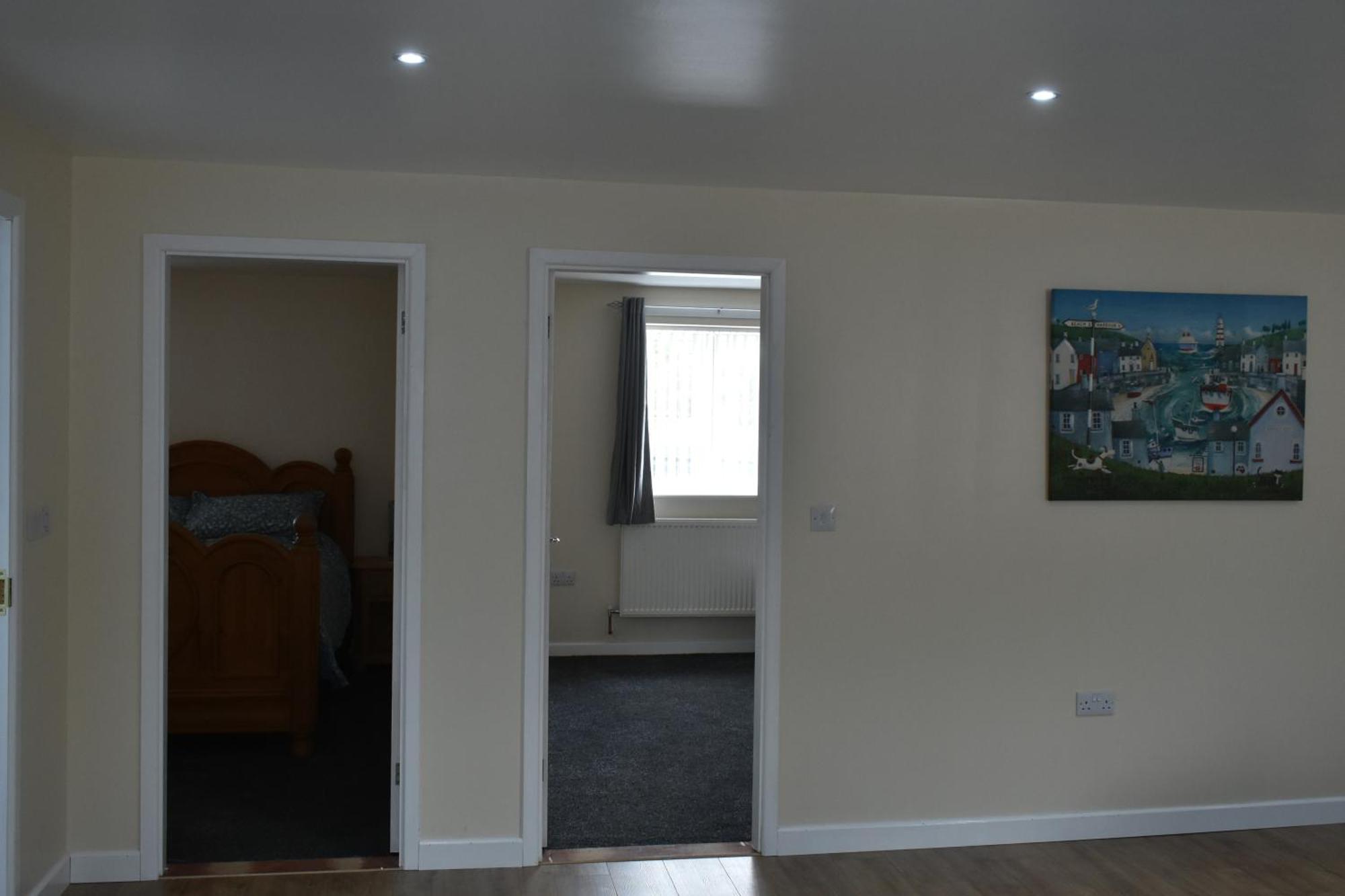 4 Woodyard Cottages, 2 Bedroom With Free Parking. Апартаменты Long Sutton (Lincolnshire)