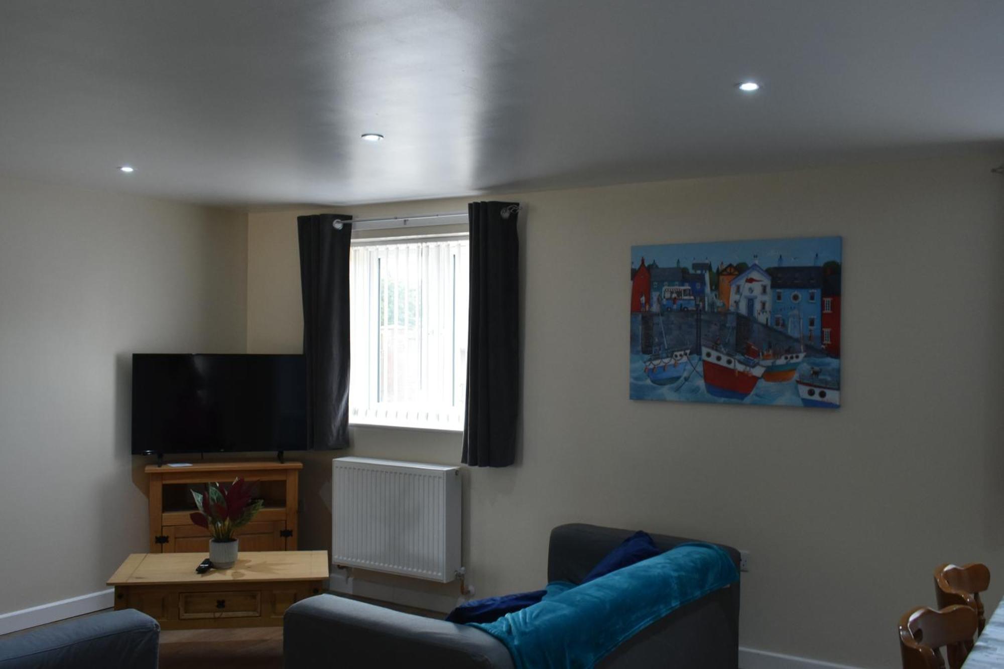 4 Woodyard Cottages, 2 Bedroom With Free Parking.
